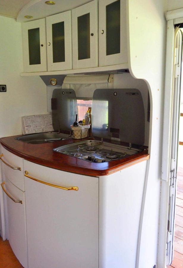 Guillerin Caravan And Glamping Sornac Exterior foto